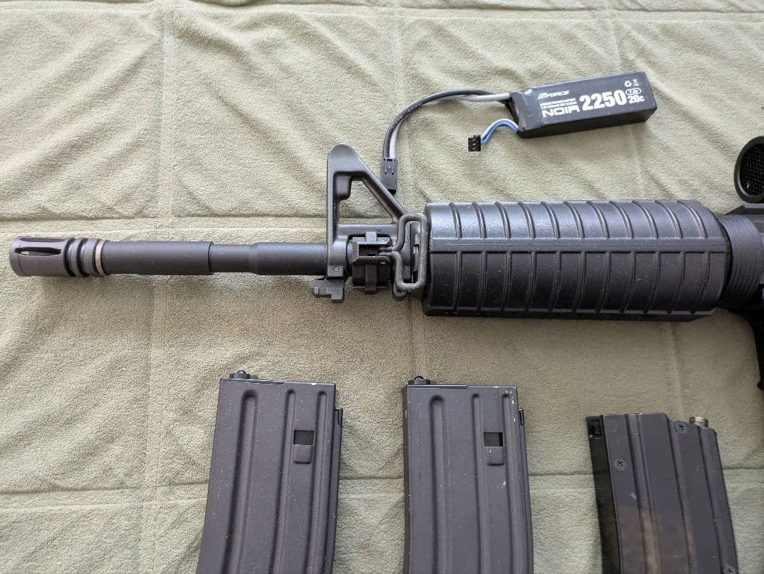 次世代　電動ガン　M4A1 カービン オプション多数　値下不可