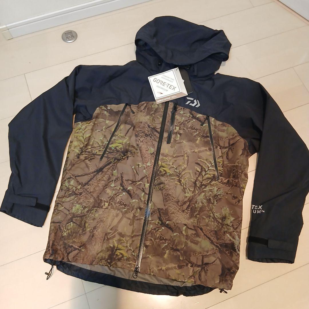 ☆新品未使用品☆ ダイワ GORE-TEX INFINIUM フィッシングスーツ