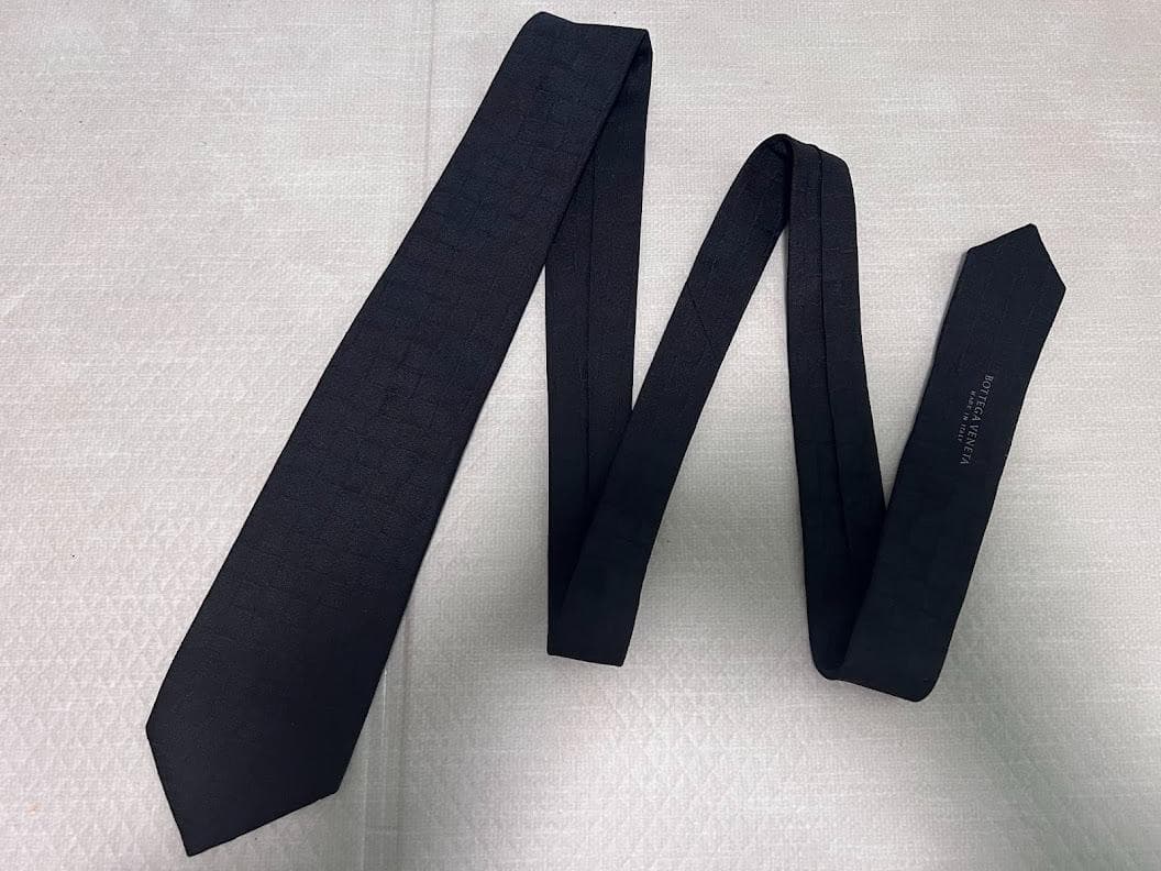 BOTTEGA VENETA シルク100% ネクタイ イントレチャート 黒