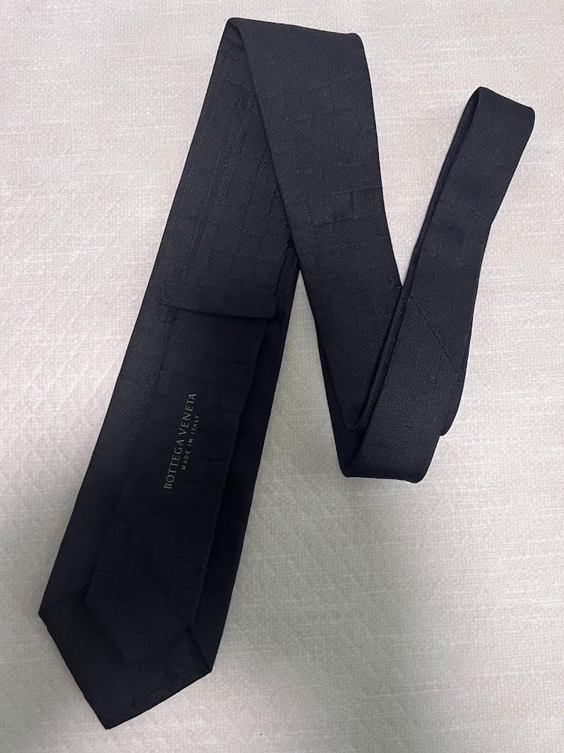 BOTTEGA VENETA シルク100% ネクタイ イントレチャート 黒
