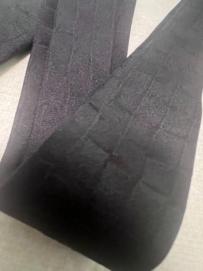 BOTTEGA VENETA シルク100% ネクタイ イントレチャート 黒