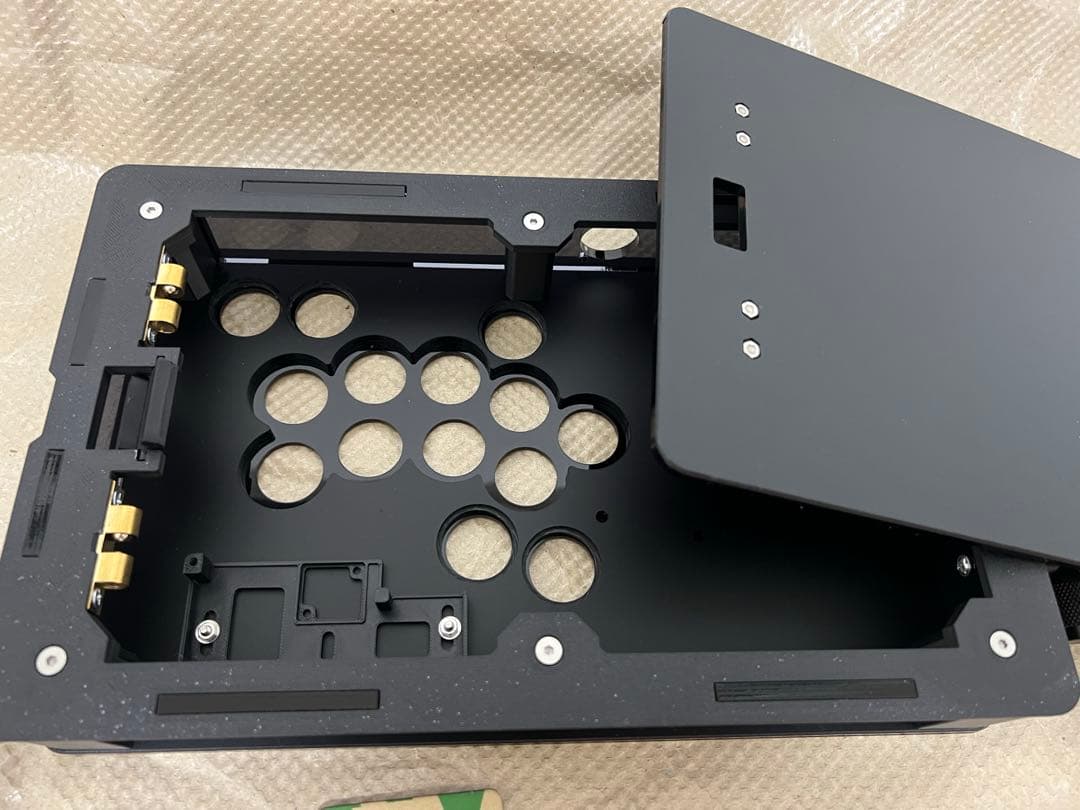 くろまき工房　中型ケース　取っ手付き