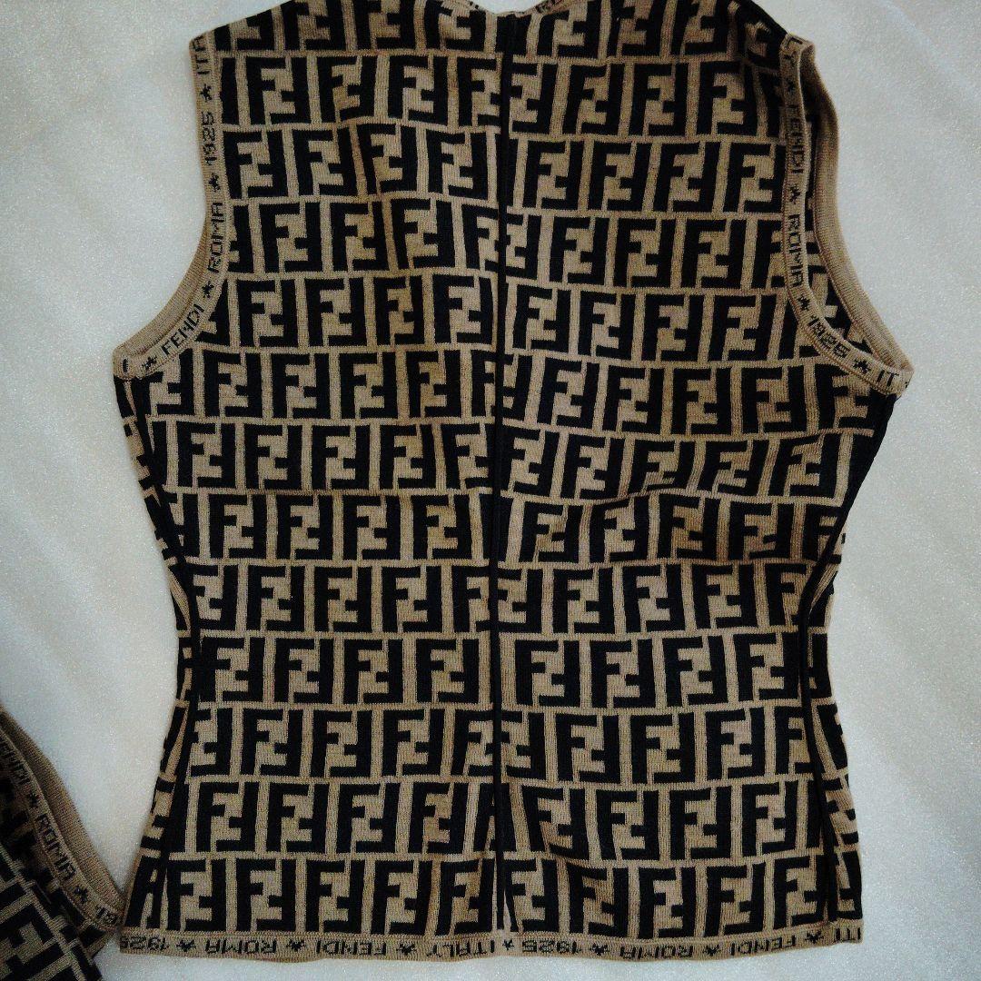 未使用FENDI フェンディ　ニット　ベスト　ズッカ　ノースリーブ　サイズ40