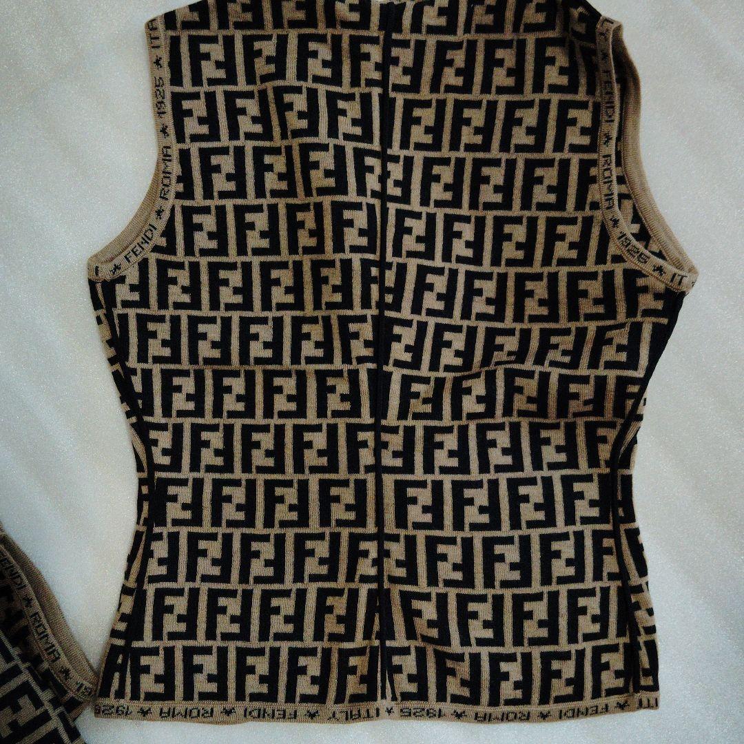未使用FENDI フェンディ　ニット　ベスト　ズッカ　ノースリーブ　サイズ40