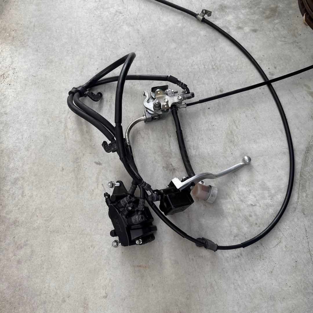 れ*ま様 PCX JF56ブレーキキャリパー・マスターシリンダーセット