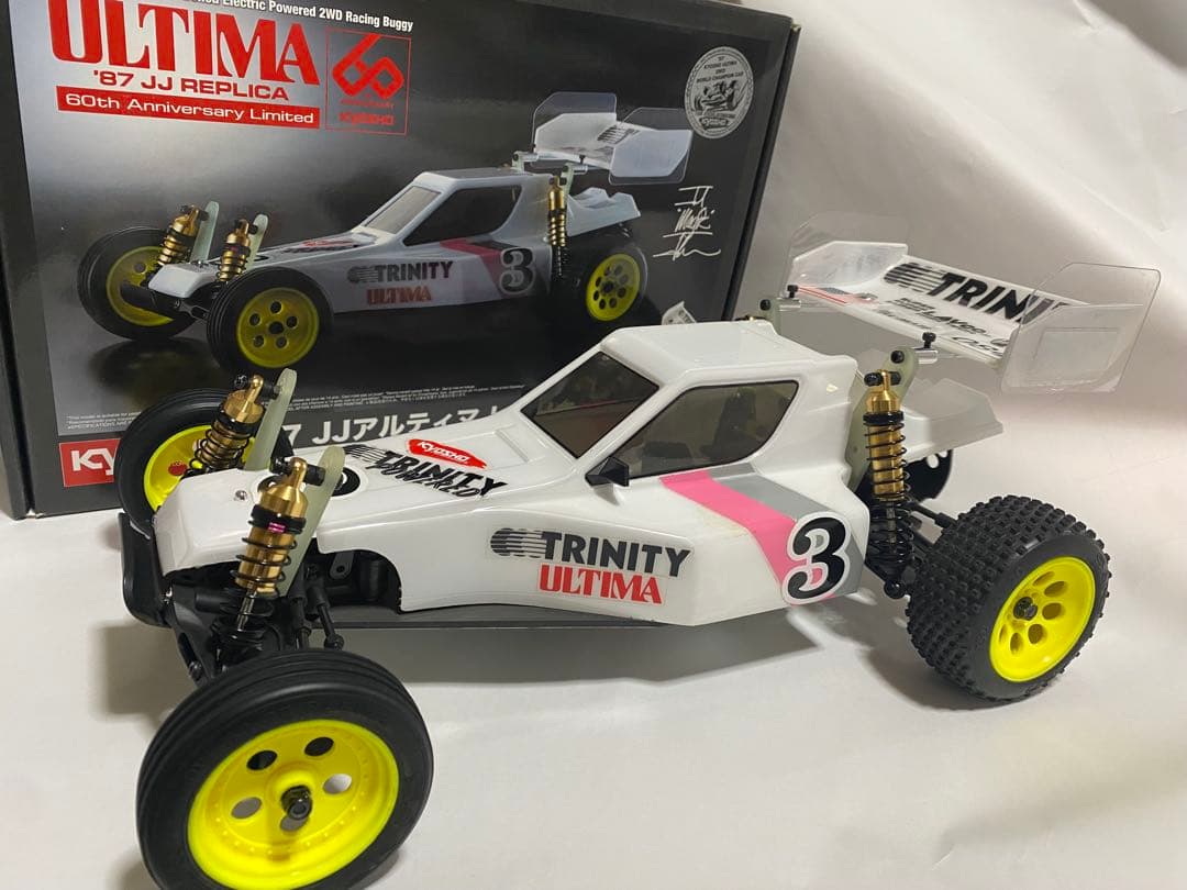 ま*】様 KYOSHO ULTIMA '87 JJ アルティマ　レプリカ 中古。