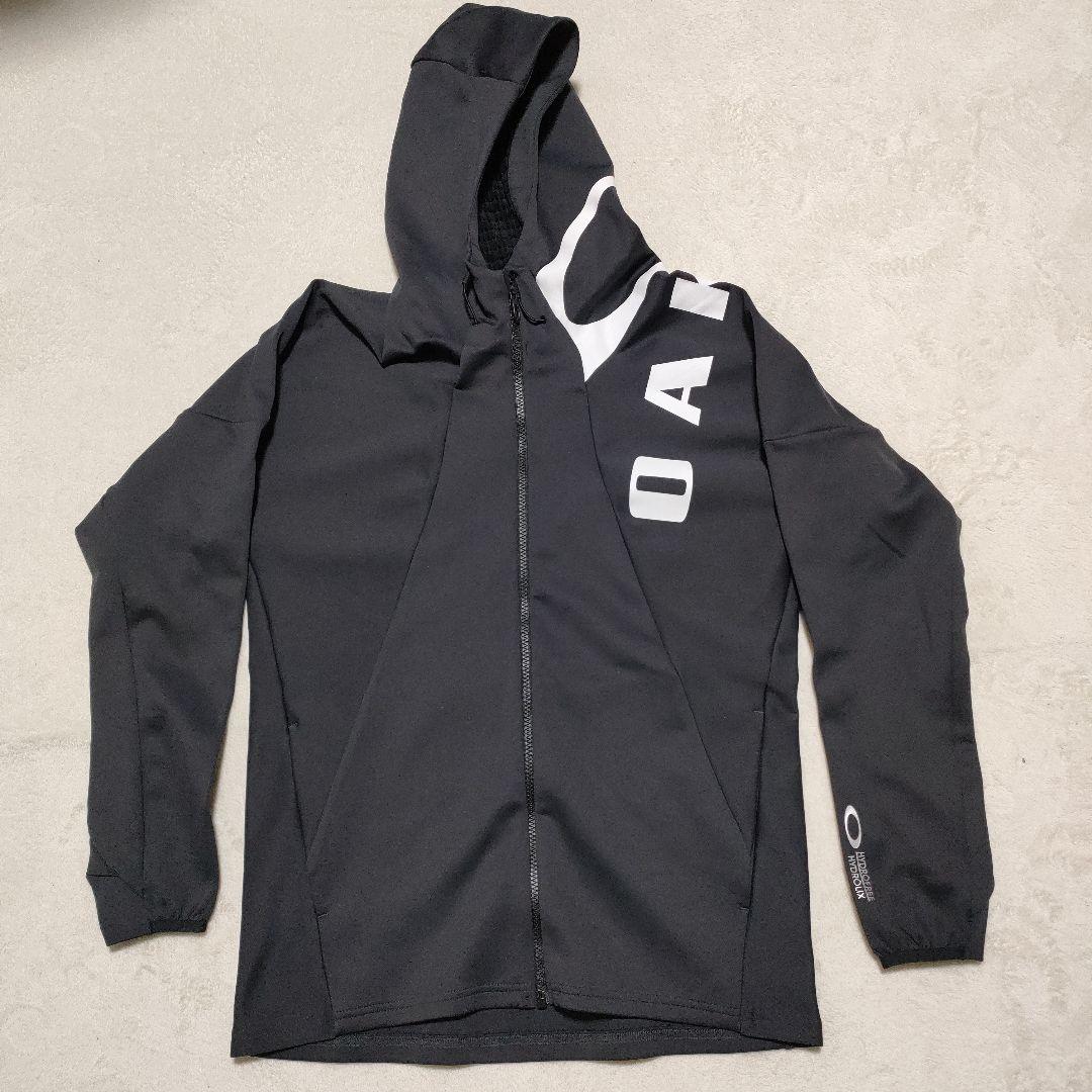 超美品！　オークリー セットアップ メンズ 上下スーツ　ブラック　M