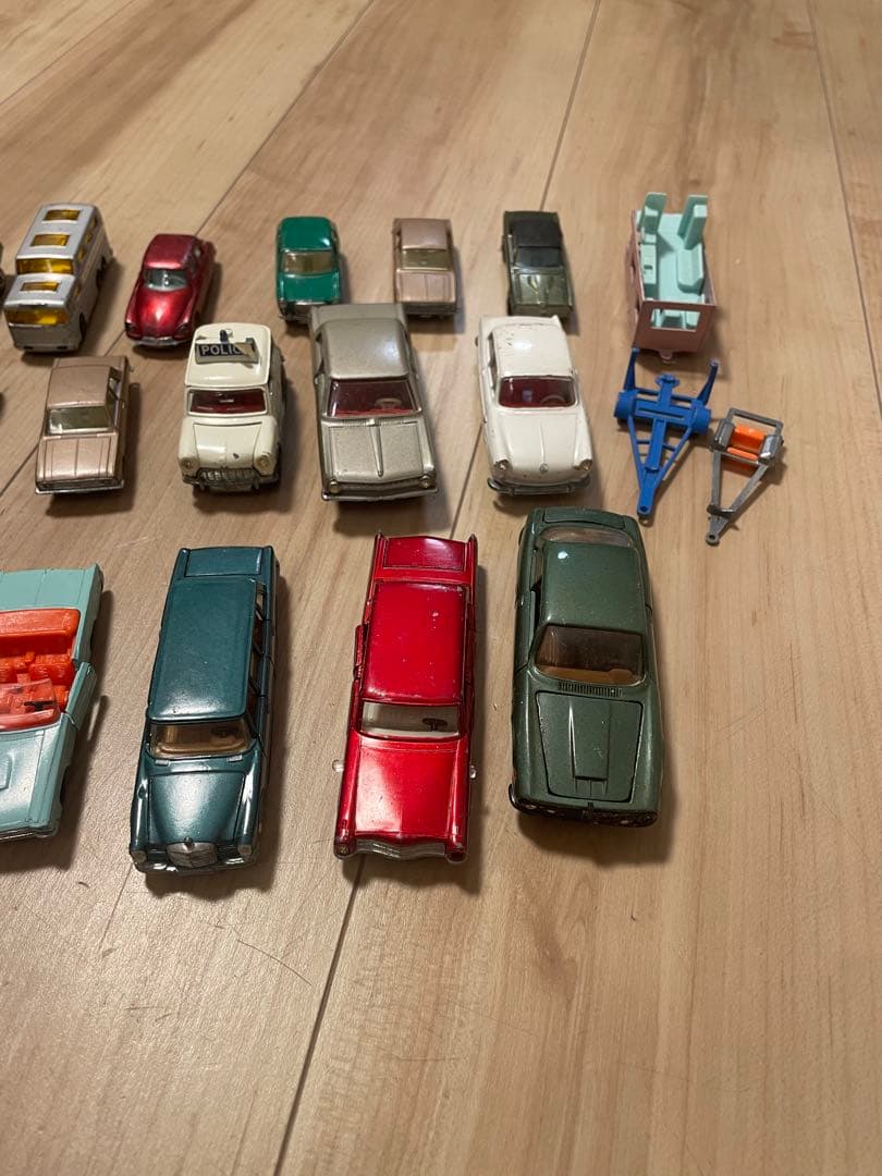 .*.様 MATCHBOX 等　ミニカーセット売り