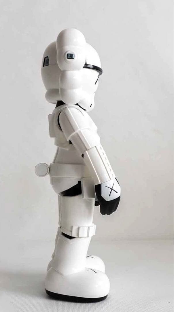 彫刻・オブジェ KAWS STAR WARS Storm Trooper