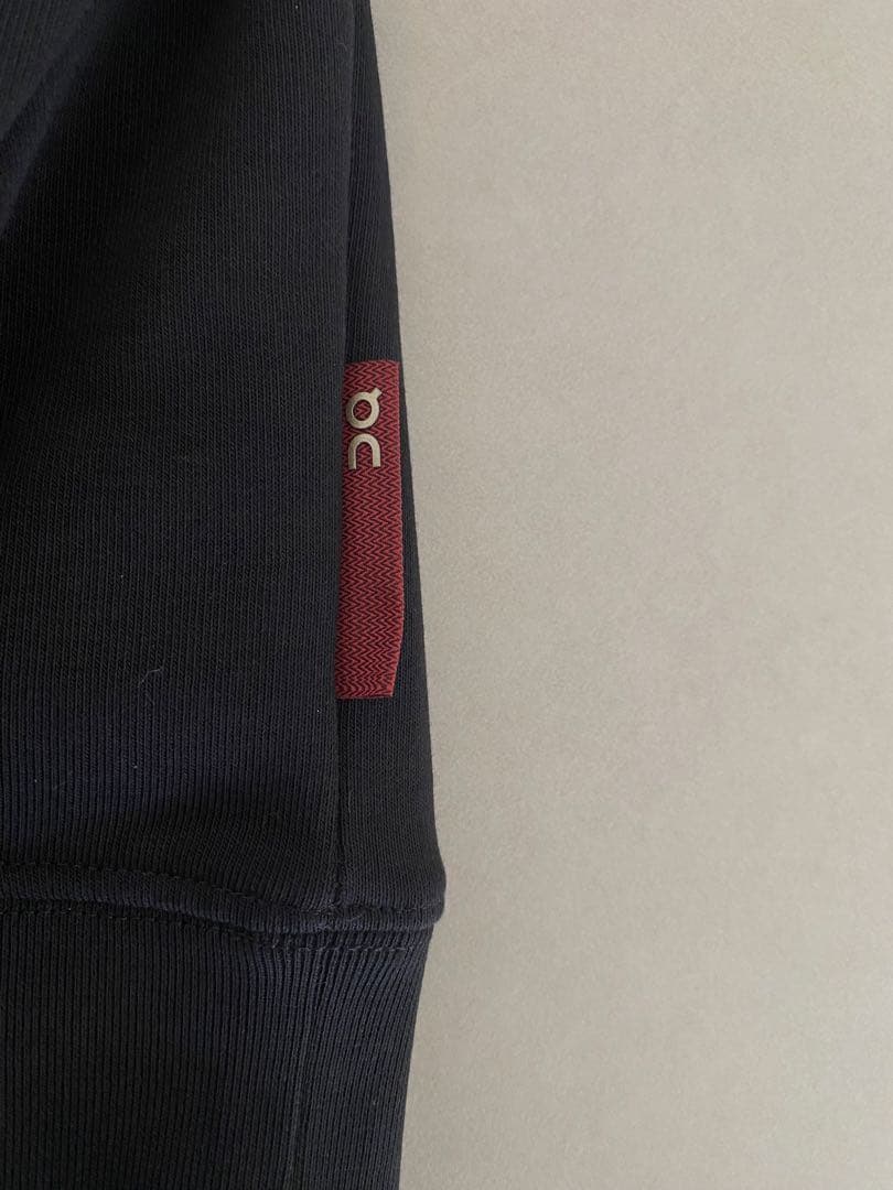 オン　ON 限定パーカー　XS 新品未使用　紙タグ付き