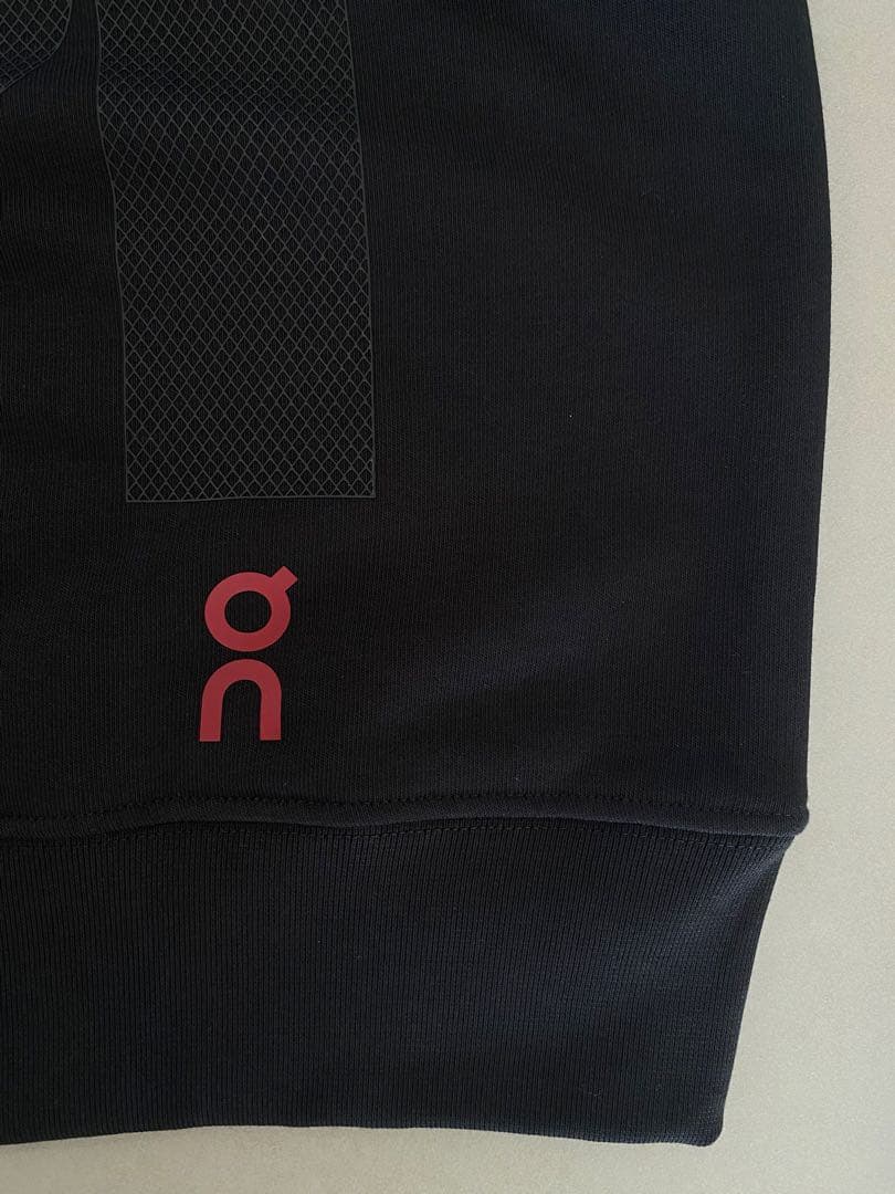 オン　ON 限定パーカー　XS 新品未使用　紙タグ付き