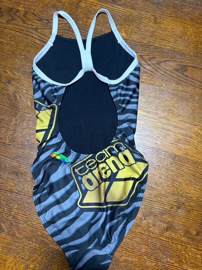 arena 水着　4点セット