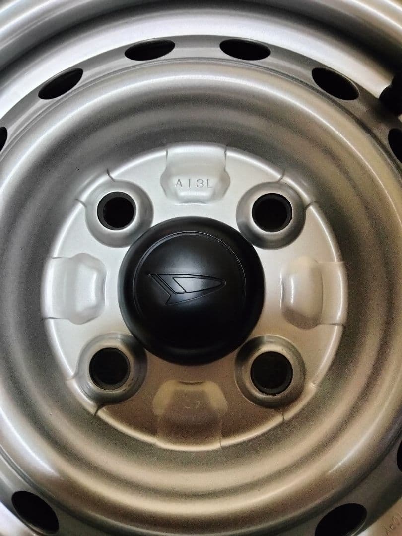 ダイハツ純正12インチ鉄チンホイール4本セット