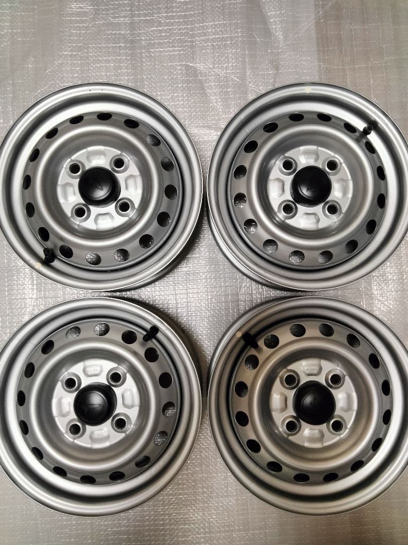 ダイハツ純正12インチ鉄チンホイール4本セット