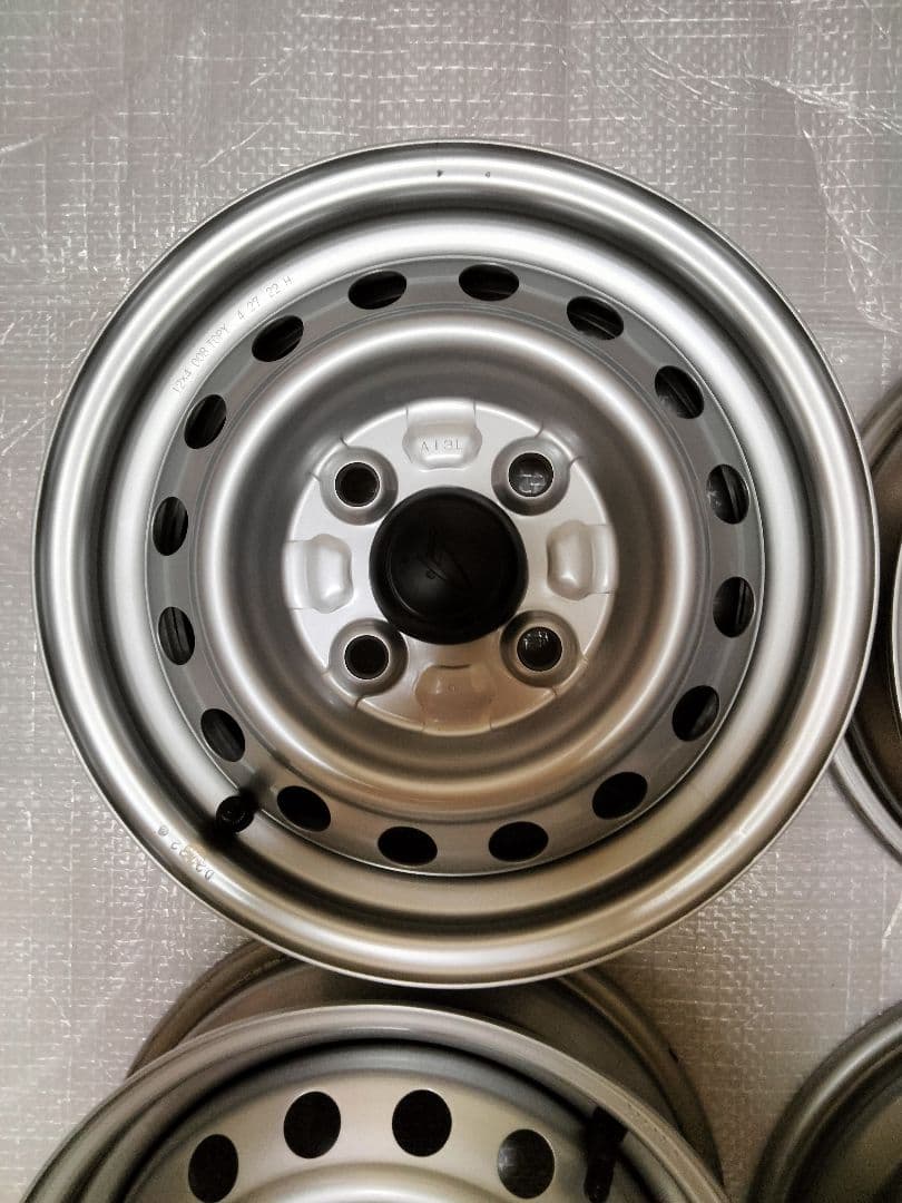 ダイハツ純正12インチ鉄チンホイール4本セット