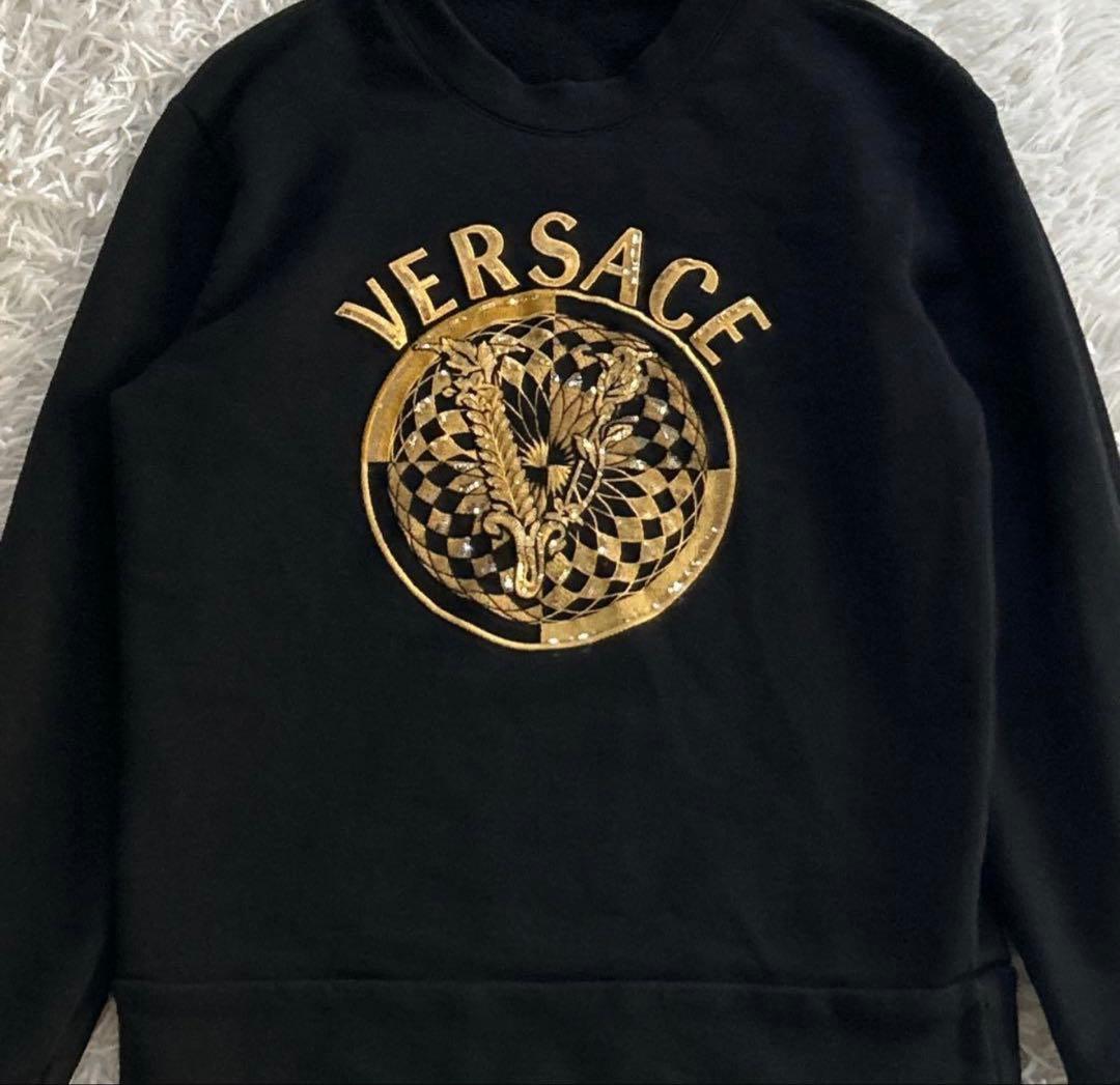 希少サイズ✨VERSACE ヴェルサーチ ゴールド刺繍 スウェット 黒 L