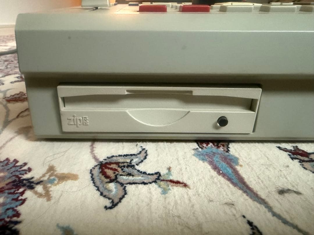 AKAI MPC2000XL サンプラー(中古)