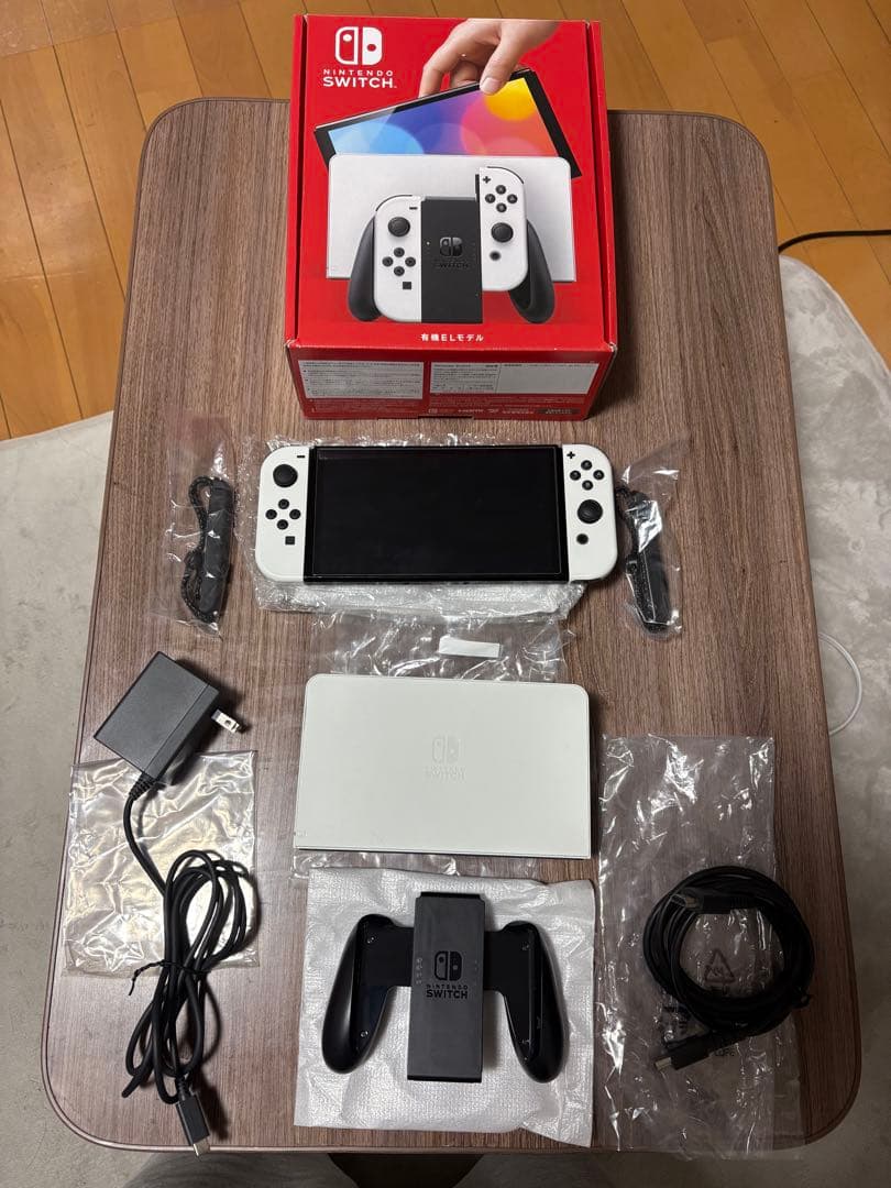 Nintendo Switch 有機ELモデル 本体 ホワイト