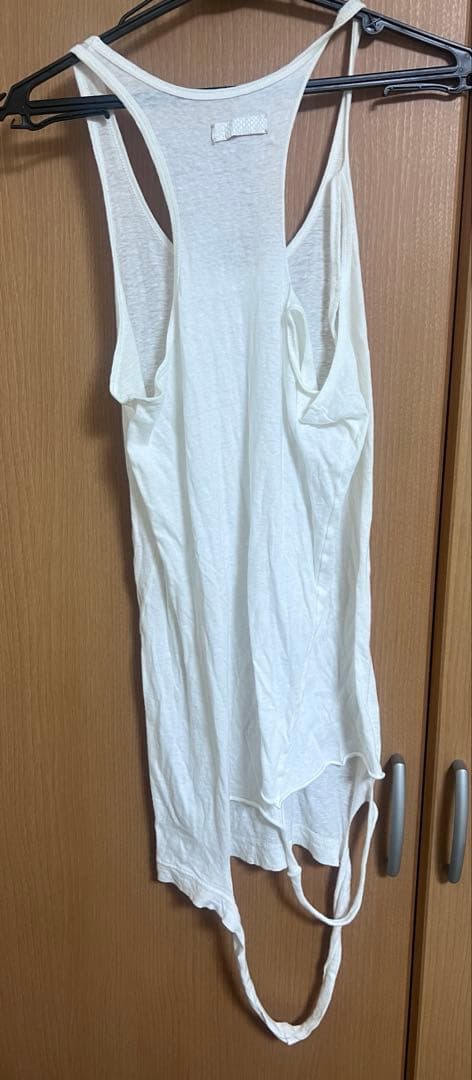 if six was nine タンクトップ　シャンバラ　白