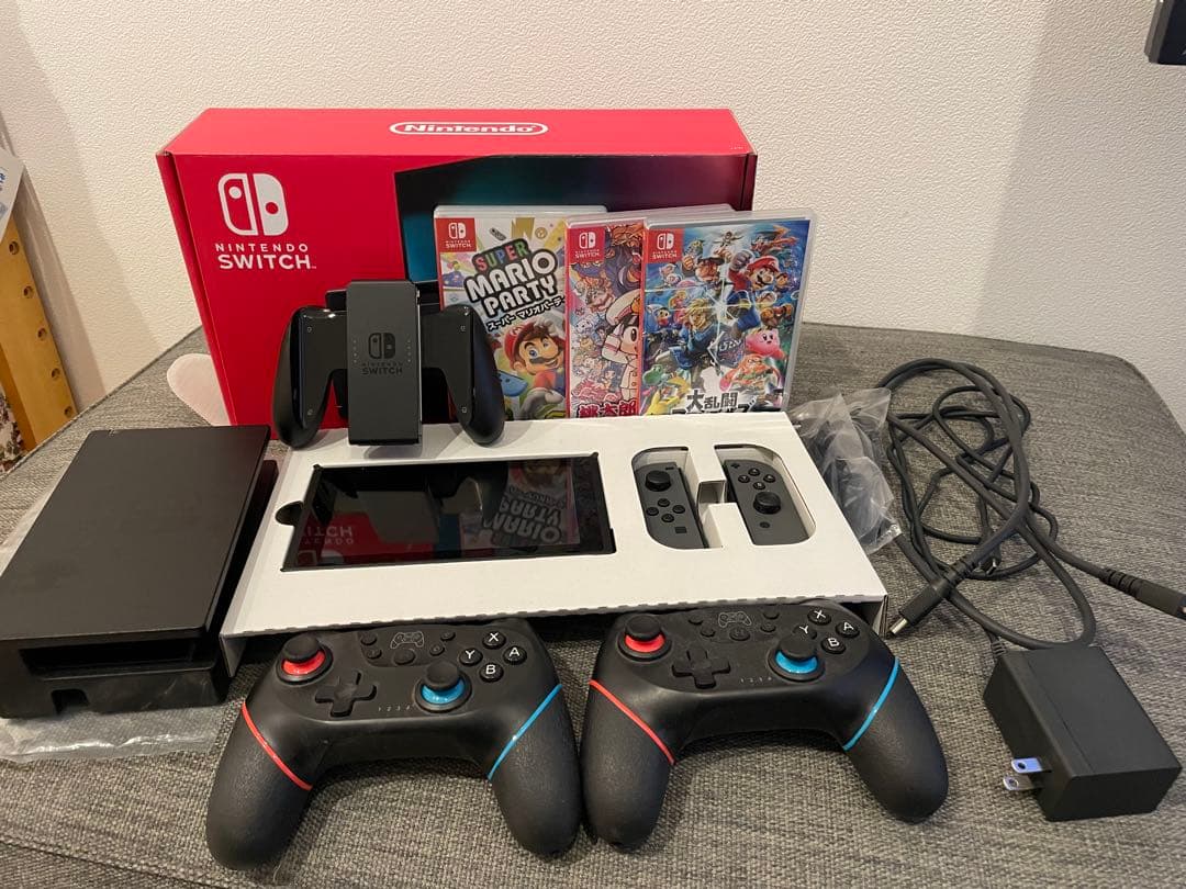 Nintendo Switch+ マリオパーティー、桃鉄、大乱闘セット