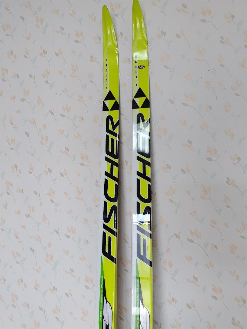 クロスカントリースキー FISCHER　クラシカル　ウロコ板　CROWNクラウン