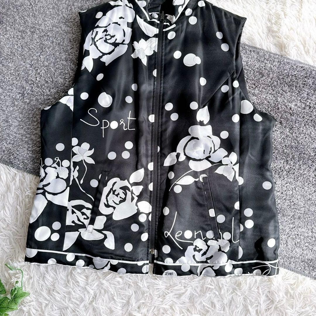 レオナール　リバーシブル　中綿ベスト　花柄　大きいサイズ　42 黒