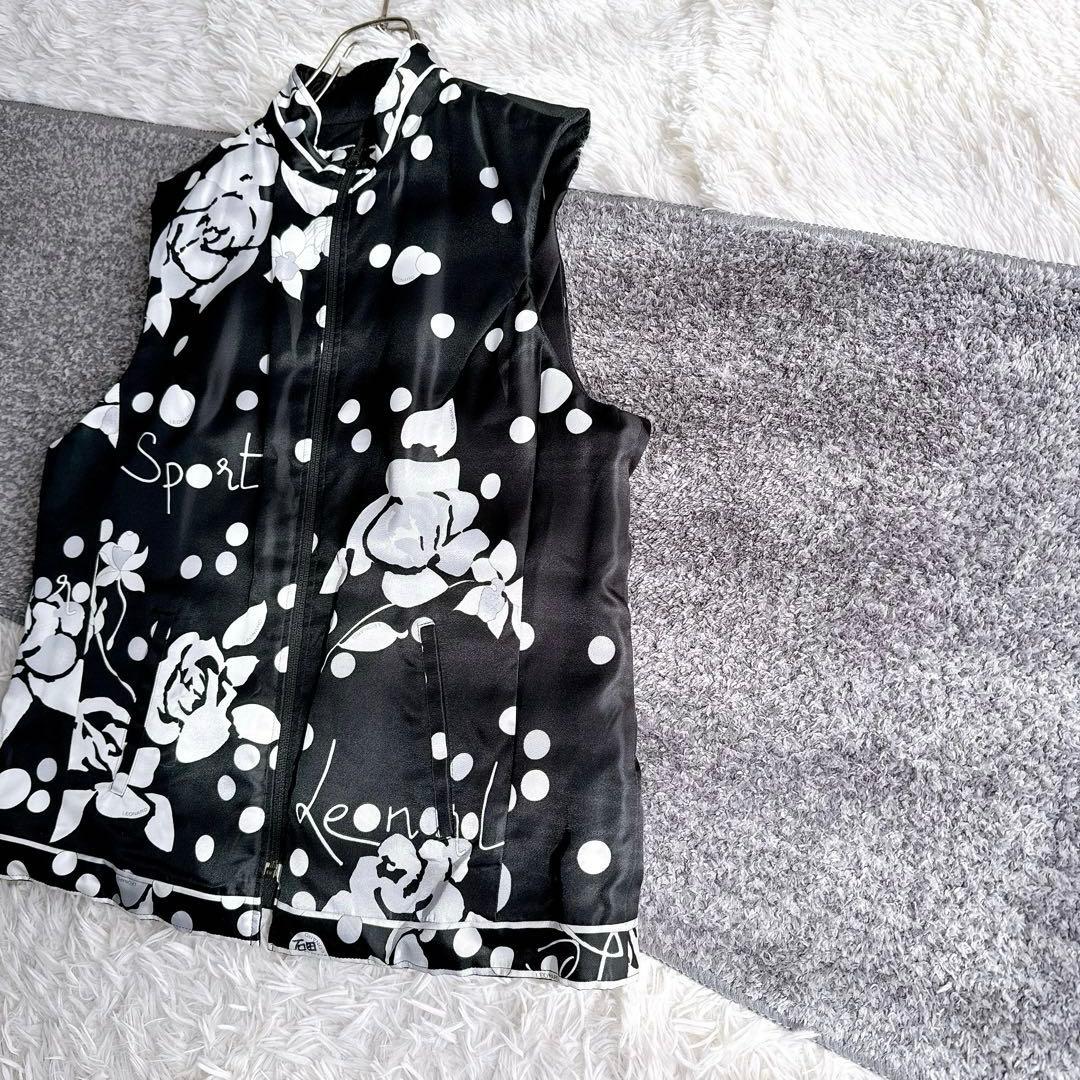 レオナール　リバーシブル　中綿ベスト　花柄　大きいサイズ　42 黒