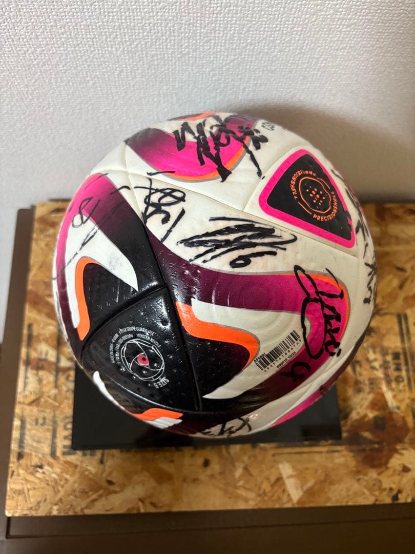 ロアッソ熊本直筆サインボール