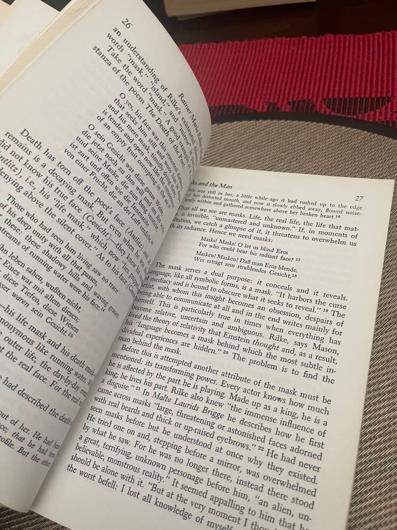 洋書 Rainer Maria Rilke: Masks and the Man