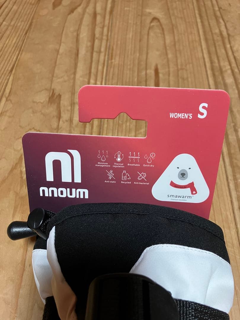 試着のみ NNOUM スキー スノーボード ウェアセット レディース