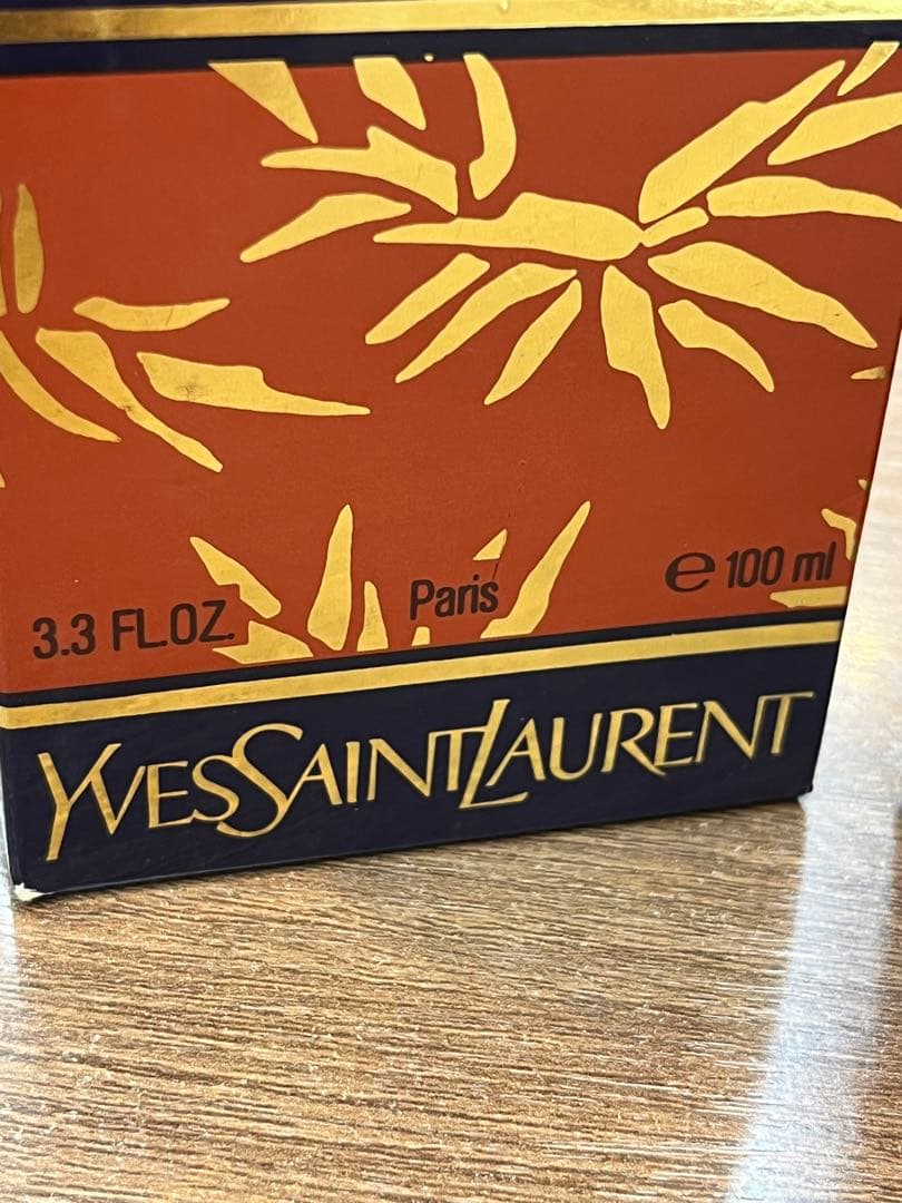 新品未使用 箱付イヴサンローラン オピウム