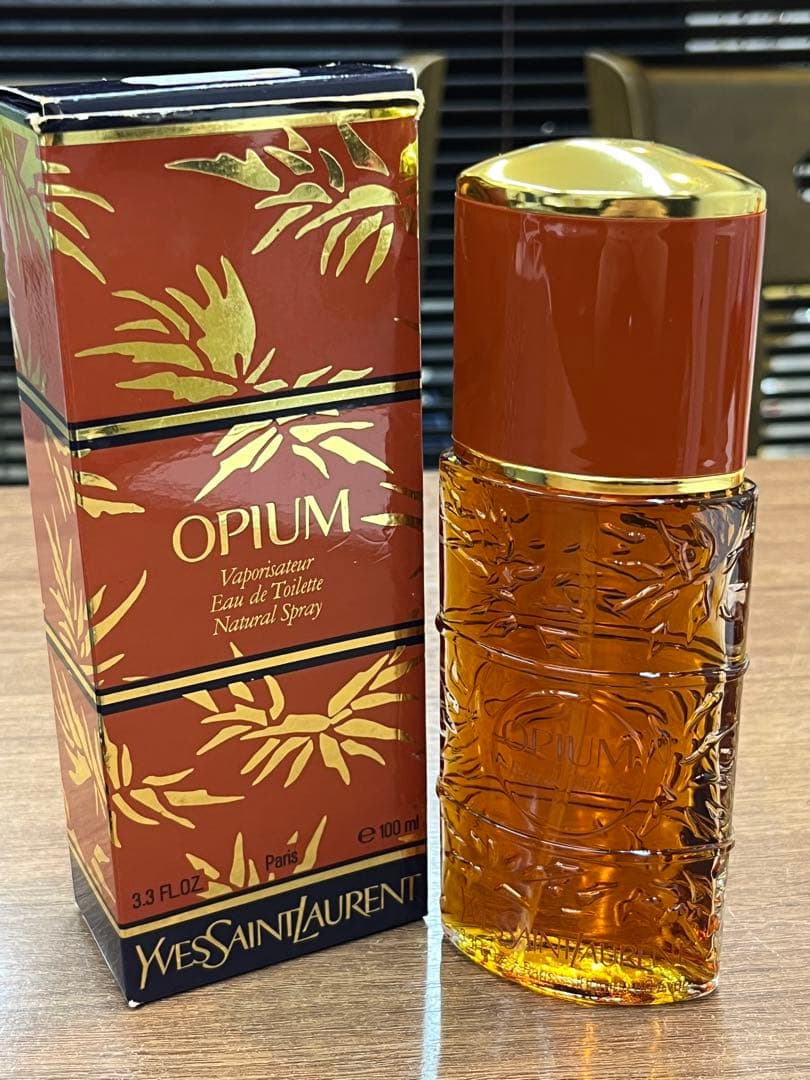 新品未使用 箱付イヴサンローラン オピウム