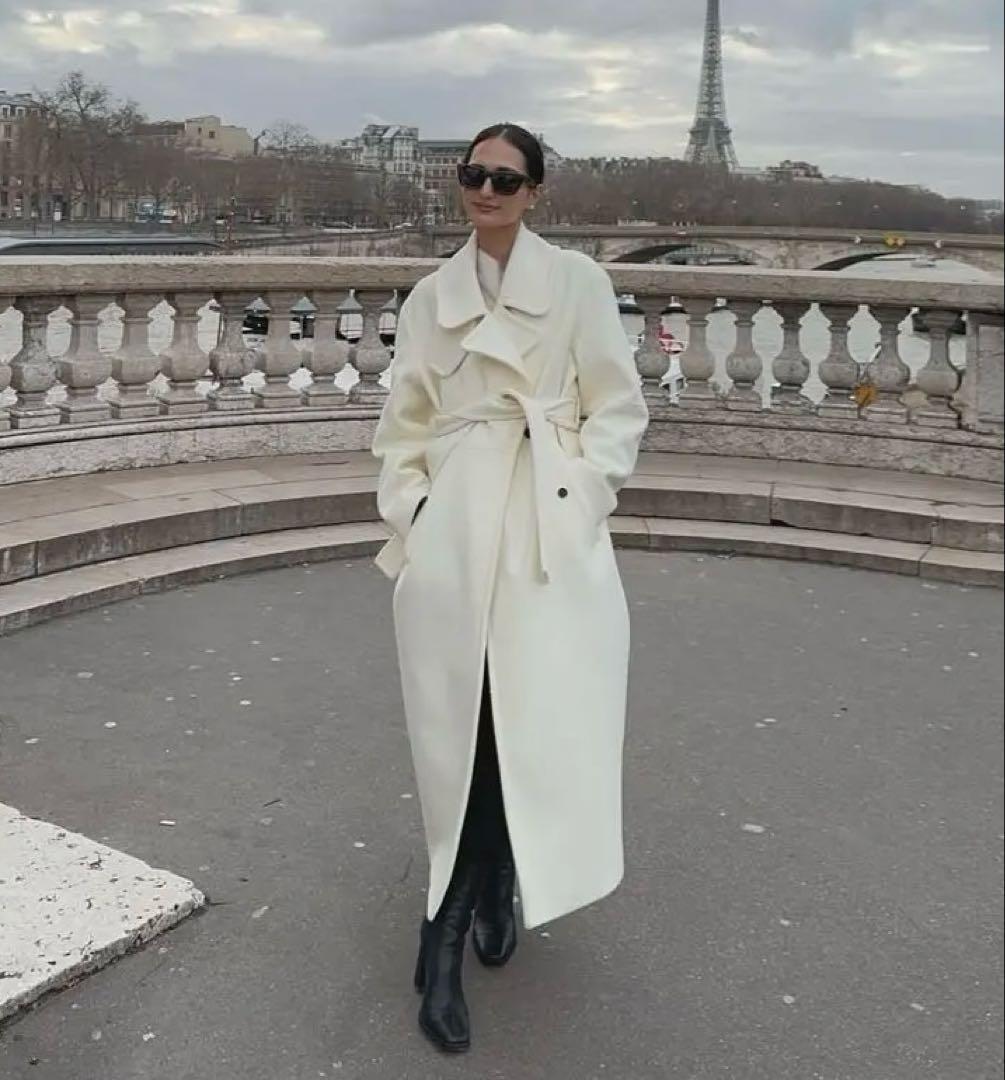 ジャケット・アウター Double-breasted Wool coat laubeblanc