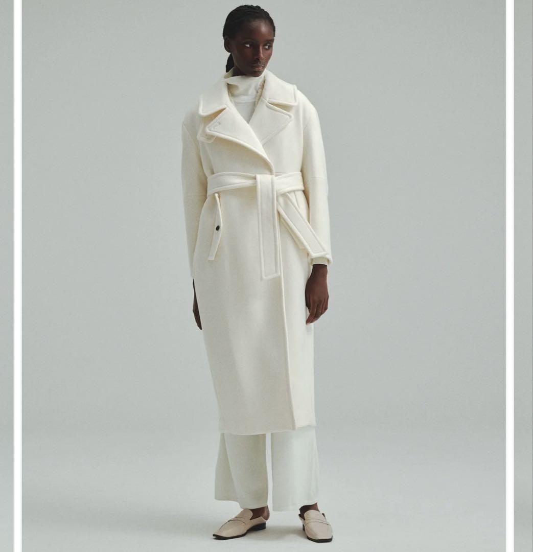 ジャケット・アウター Double-breasted Wool coat laubeblanc