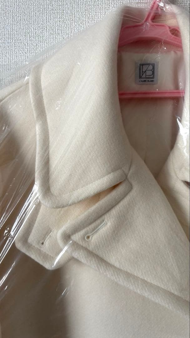 ジャケット・アウター Double-breasted Wool coat laubeblanc