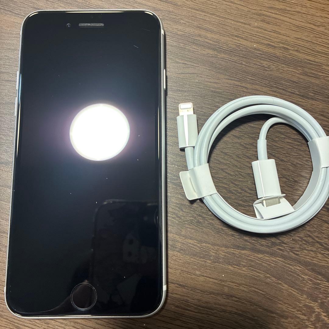 スマートフォン本体 iPhone se2 64GB