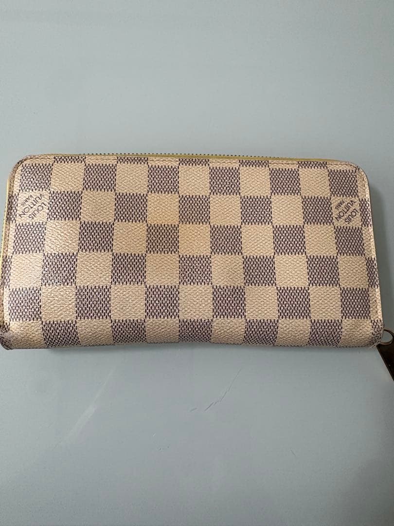 ルイヴィトン ジッピーウォレット ダミエアズール ラウンドファスナー