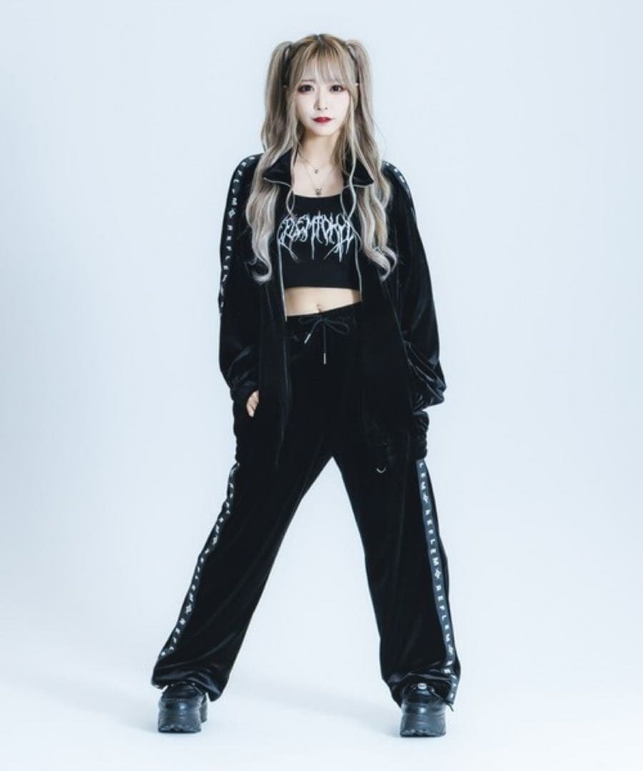 【最終値下げ】上下セット REFLEM ベロア ジャージ パンツ