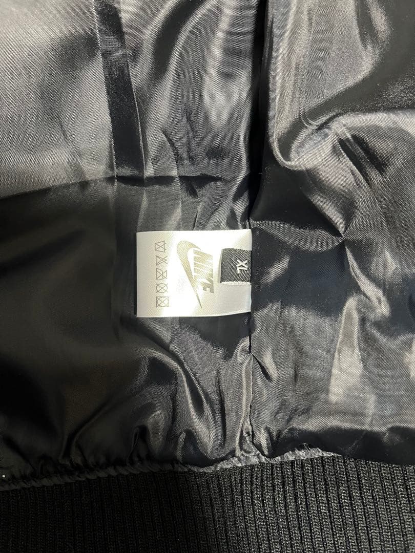 NIKE × Tiffany & Co コラボスタジャン /新品未使用品