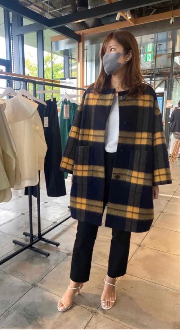 新品タグ付きyoriヨリ　シャギーチェックコート