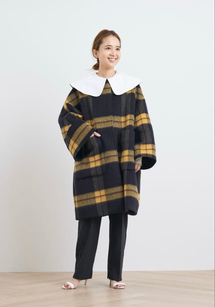 新品タグ付きyoriヨリ　シャギーチェックコート