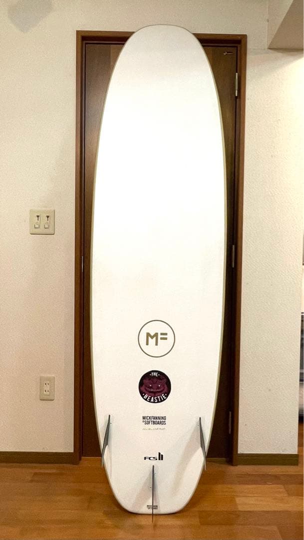 ミックファニング　ソフトボード　THE BEASTIE