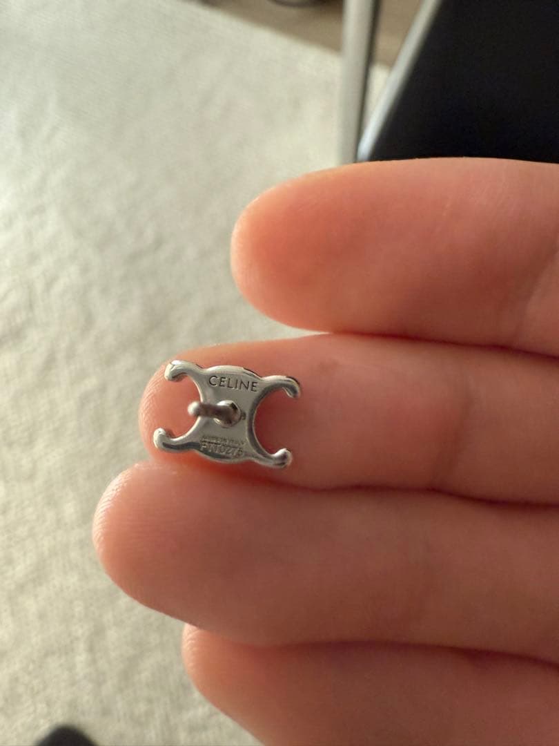 セリーヌ 片耳 トリオンフ スタッズ ピアス ロジウムフィニッシュ ブラス