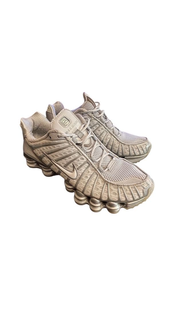 NIKE WMNS SHOX TL シルバー