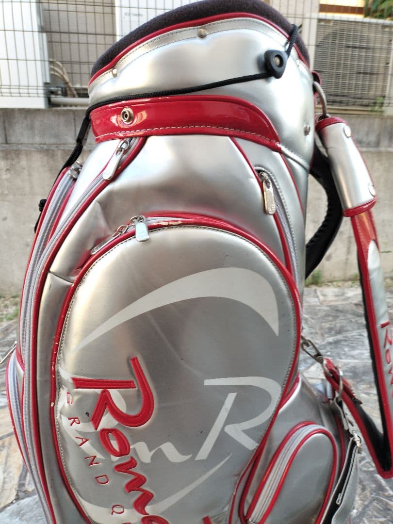 RomaRo シルバー/レッド キャディバッグ