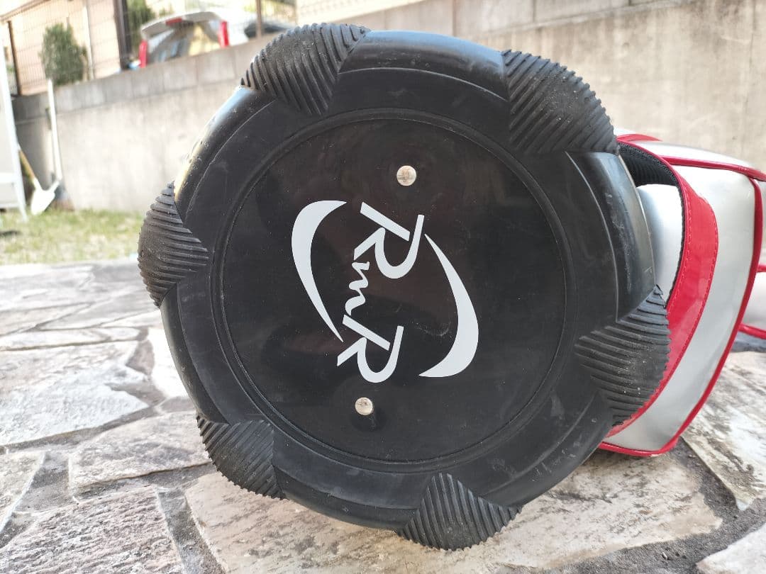 RomaRo シルバー/レッド キャディバッグ