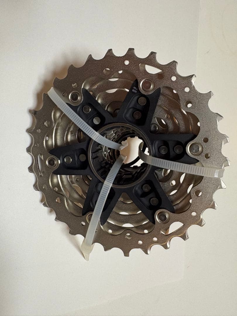 アルテグラスプロケットCS-R8100 11-30T 12s 完成車外し