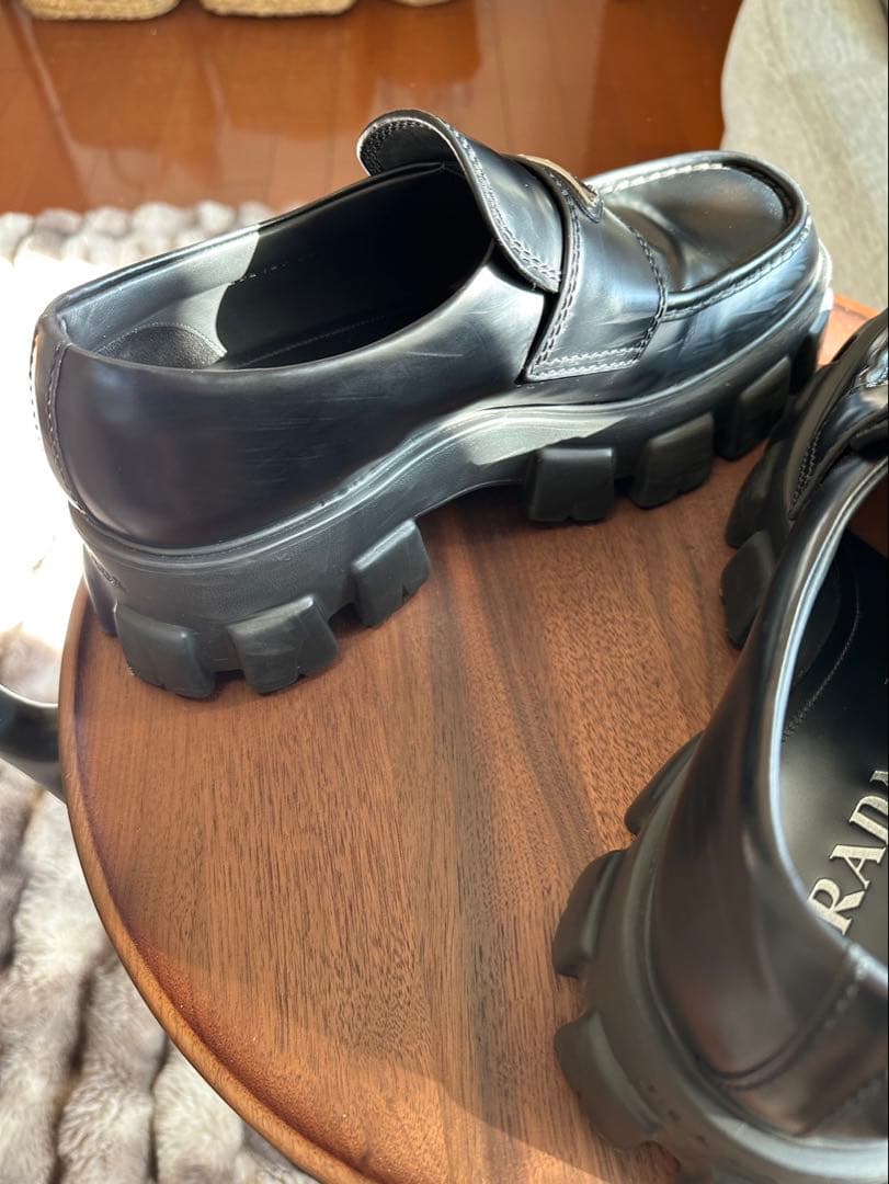 PRADA メンズモノリスブラッシュドレザー　8.5 (27.5cm)