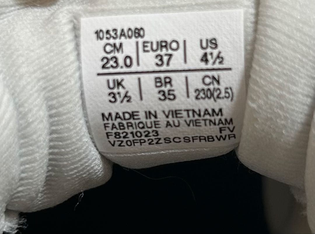 アシックス　ローテジャパン レディース23cm