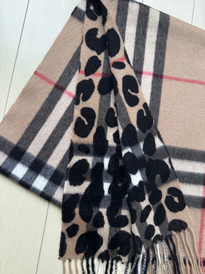 バーバリー ノバチェック レオパード リバーシブルカシミヤ マフラー
